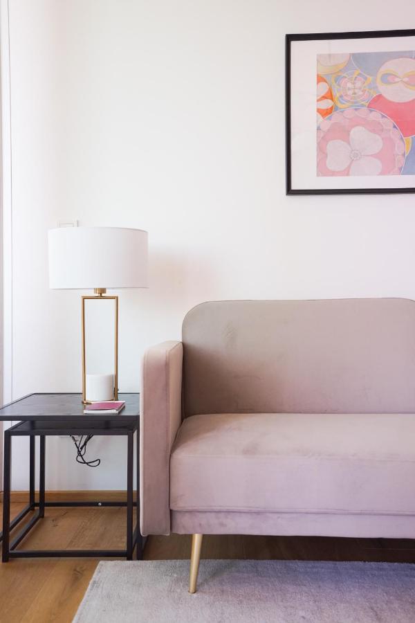 Boutique Studio With Terrace And Pool Wien Exterior foto